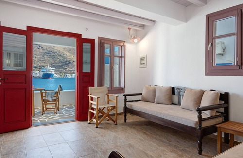 Katapola Apartment | Apartment 'Nicolas House 2' with Sea View, Private Terrace and Air Conditioning