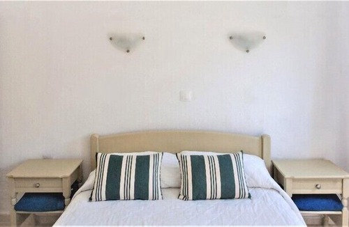 Gerani Apartment | Apartment only steps from the beach