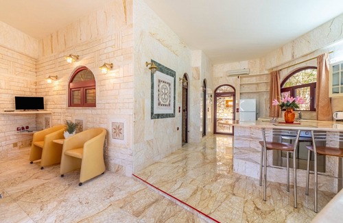 Gaios Apartment | Apartment 'Paco's Resort Family Villa 10' with Sea View, Wi-Fi and Air Conditioning