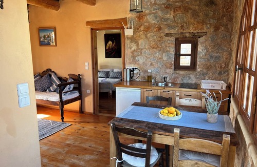 Kefalas Apartment | Apartment "Pali" in a traditional crete stone building