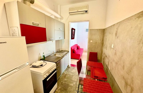 Agios Sostis Apartment | Apartment 'Porfira' with Private Garden, Wi-Fi and Air Conditioning