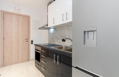 Corfu Town Apartment | Apartment 'Rozario 2' with Wi-Fi and Air Conditioning
