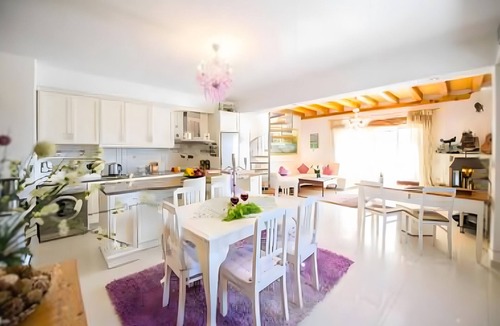 Peroulion Apartment | Apartment 'Siorra Angelina Villa' with Private Pool, Wi-Fi and Air Conditioning