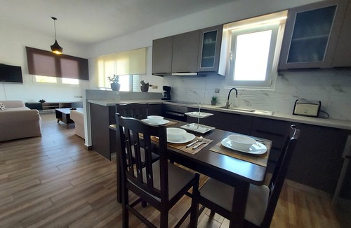 Ayia Fotia Apartment | Apartment Sleeps 2 with Panoramic Views