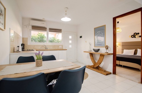 Kavos Apartment | Apartment 'Superior Type C' with Shared Terrace, Wi-Fi and Air Conditioning