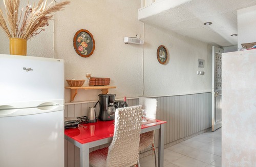 Panormos Apartment | Apartment 'Two-Bedroom No 1' with Sea View, Wi-Fi and Air Conditioning