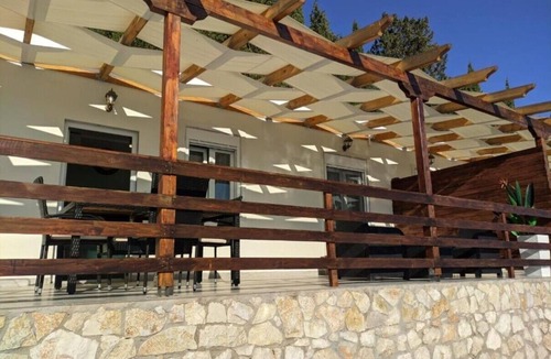 Chortata Apartment | Apartment 'Ventus Artemis' with Sea View, Wi-Fi and Air Conditioning