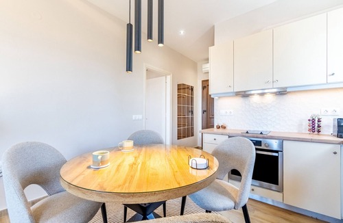 Almiros Beach Apartment | Apartment 'Villa Maria 3' with Sea View, Wi-Fi and Air Conditioning
