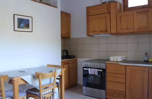 Agios Nikitas Apartment | Apartment 'Villa Milia - 3' with Sea View, Wi-Fi and Air Conditioning