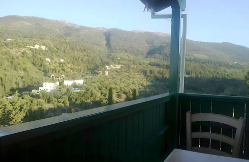 Agios Nikitas Apartment | Apartment 'Villa Milia - Sea View' with Sea View, Wi-Fi and Air Conditioning