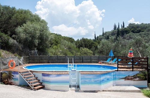 Doukades Apartment | Apartments Alexander Apartment with Sea View, Wi-Fi, and Air Conditioning