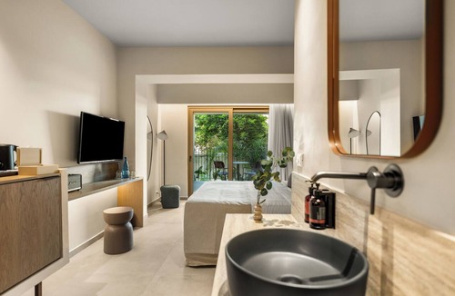 Lambi Hotel | ARATO by E GEO, Adults Only