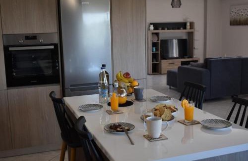 Pigi Apartment | Arion Residence
