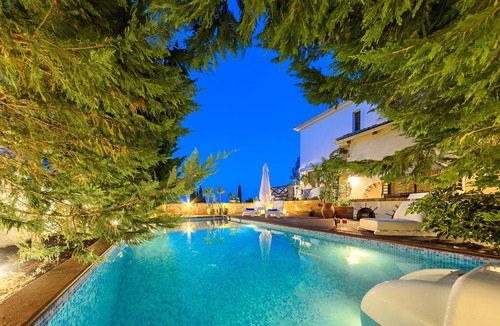 Mouzaki Villa | Ark Luxury Villa