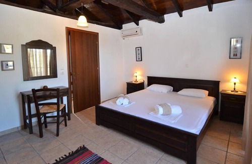Limenaria House | Arsinoi stone houses - Maisonette