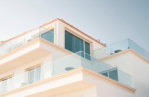 Himare Hotel | ARXONTIKO