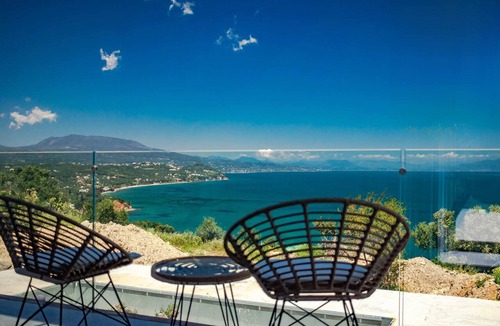 Pylos-Nestoras Apartment | Assini Estate - Panoramic Seaviews by the Pool