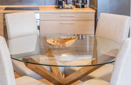 Karavomylos Apartment | Aura Seaside Apartment - 5 min Walk to Melissani Lake