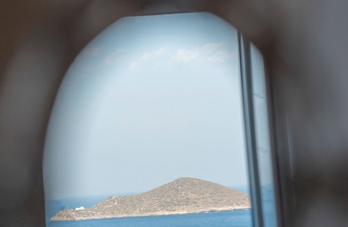 Leros House | Aurora Retreat