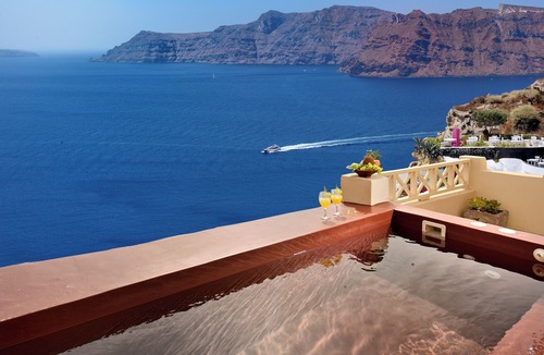 Tholos Villa | Avax Villa by K&K, Oia