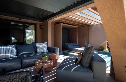 Elia Villa | AVRA Beachfront 3bdrs accomodation/private pool!Fully equipped, amazing seaview