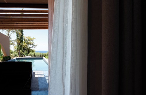 Elia Villa | AVRA Beachfront 3bdrs accomodation/private pool!Fully equipped, amazing seaview