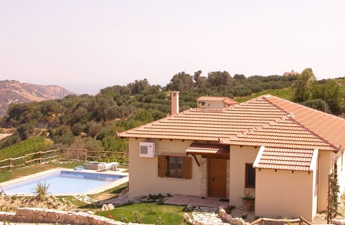 Pendamodi Villa | Away from the mad crowds and hustle bustle of a town