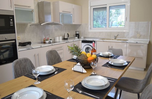 Archangelos Villa | Azure Dreams 4-bedroom villa with pool