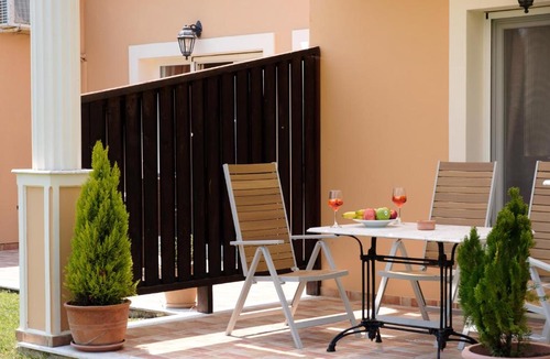 Roda Apartment | Ballas Paradise