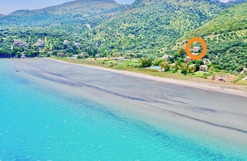Apraos Villa | Beach Villa Thespina with private pool by DadoVillas