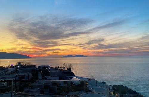 Jala Apartment | Beachfront 3-Bedroom Apartment in Vlora with Free Parking, Wi-Fi, and Sea Views!