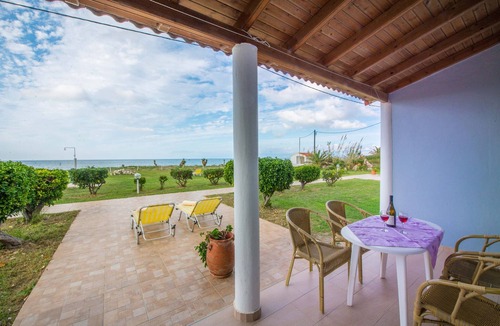 Acharavi House | Beachside Bungalow 2 Acharavi Corfu