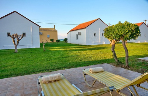 Acharavi Apartment | Beachside Bungalow 5 Acharavi Corfu