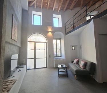 Plomari Villa | Beautiful Plomari Cottage