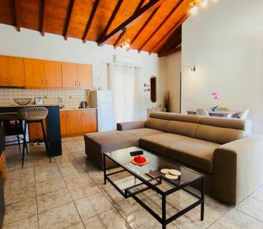 Petriti Apartment | Bella Casa