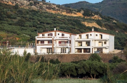 Nopigia Apartment | Ben's Homes Talos