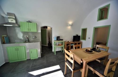 Exo Gonia Apartment | BH080 - C - House Santorini