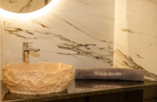 Agios Gordios Hotel | Black Rocks Family Beach Resort