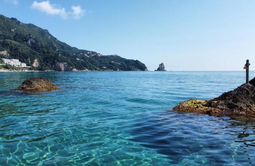 Agios Gordios Hotel | Black Rocks Family Beach Resort