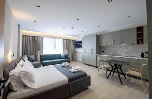 Sarande Apartment | Blas Residence