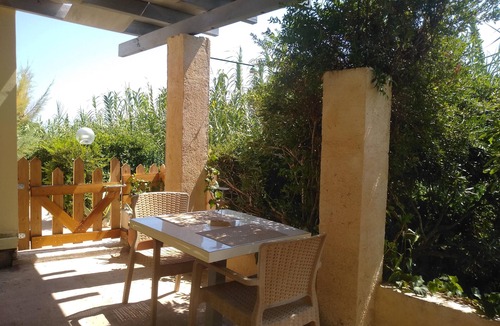 Ag. Georgios Cottage | BLUE ESCAPE - Beachfront Privacy for Groups (12+ yrs)