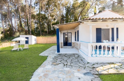 Limni Apartment | Blue House - Recently renovated