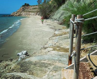 Agios Matthaios House | BLUE SKY COTTAGE, Kanouli beach