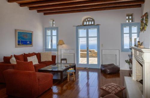 Tinos Town Villa | Blue View Mansion