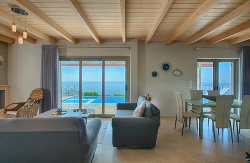 Drimonas Villa | BLUE VILLA KATHISMA