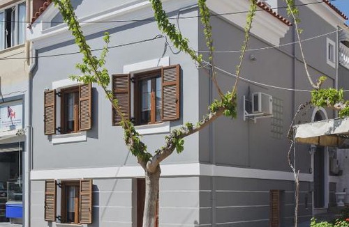 Pythagorio Apartment | Boutique Home in Beating Heart of Pythagorion