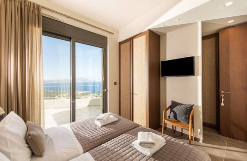 Kokkinon Khorion Villa | Breathtaking View- Private Heated Pool - Lux Villa
