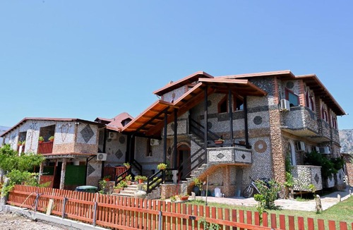 Shengjin Hotel | Bujtina Syni Zi "Keshtjella" - Shengjin