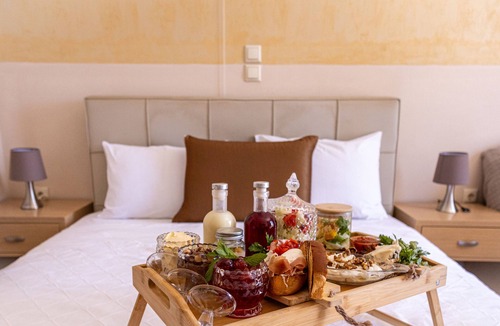 Messini Hotel | Buka Sandy Beach