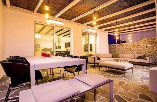Faliraki House | Bungalow for 8 guests with 160m² in Δήμος Καλλιθέας Δωδεκανήσου (249044)